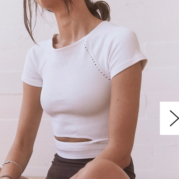 Free People FP Movement Cut it Out Short Sleeve Crop Top Tee - Picture 2 of 7